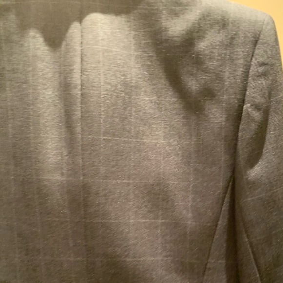 Kasper Grey suite Brand new with no tag - Picture 8 of 13